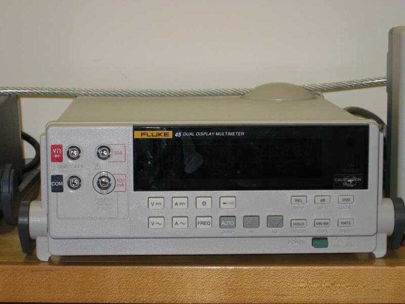 File:Fluke 45.jpg